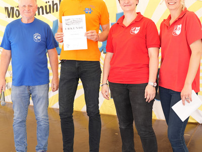 Auszeichnung der größten Läufergruppe - Grundschule Möckmühl mit 106 Teilnehmern